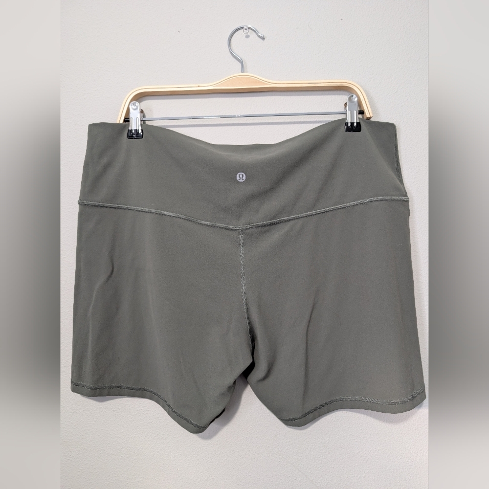 Lululemon Align High Rise Bikers Size 20